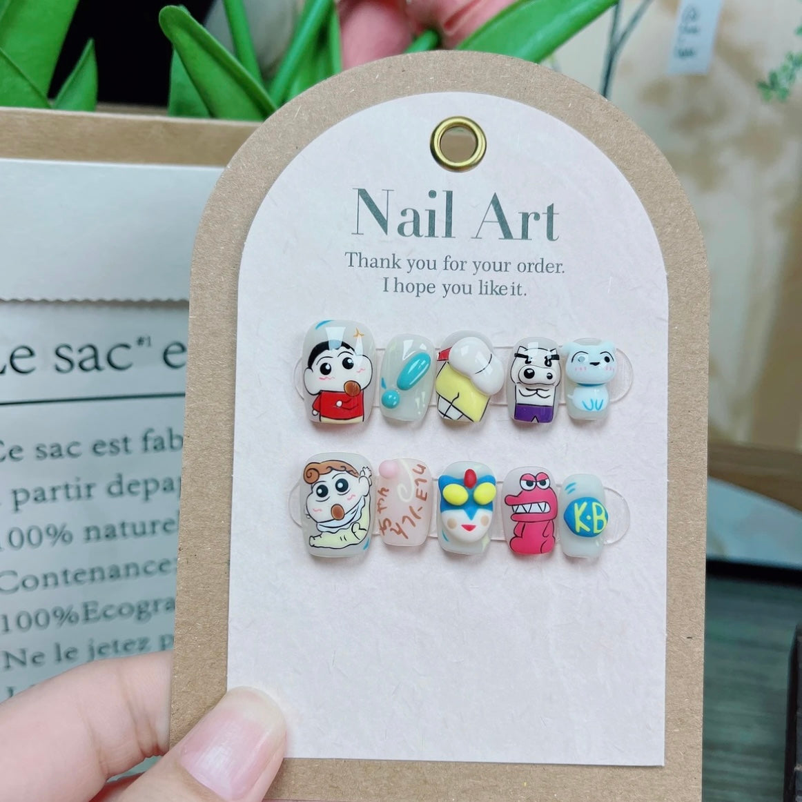 Crayon Xiao Xin Handmade Nails